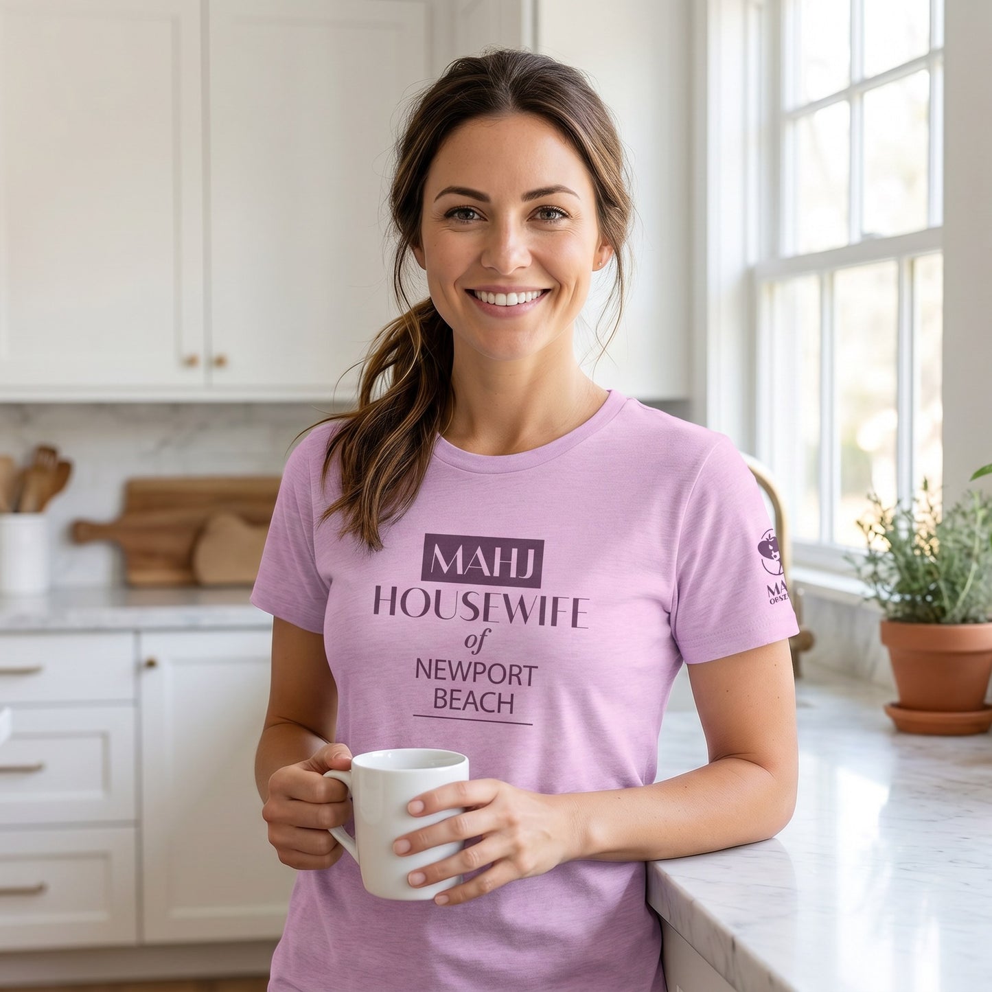 Woman wearing mahjong t-shirt Lilac - Mahj Obsessed [color:lilac]
